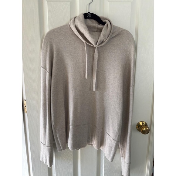 Universal Thread Womens Sweater Large Oatmeal Cowl Neck Pullover Drawstring - Picture 2 of 5